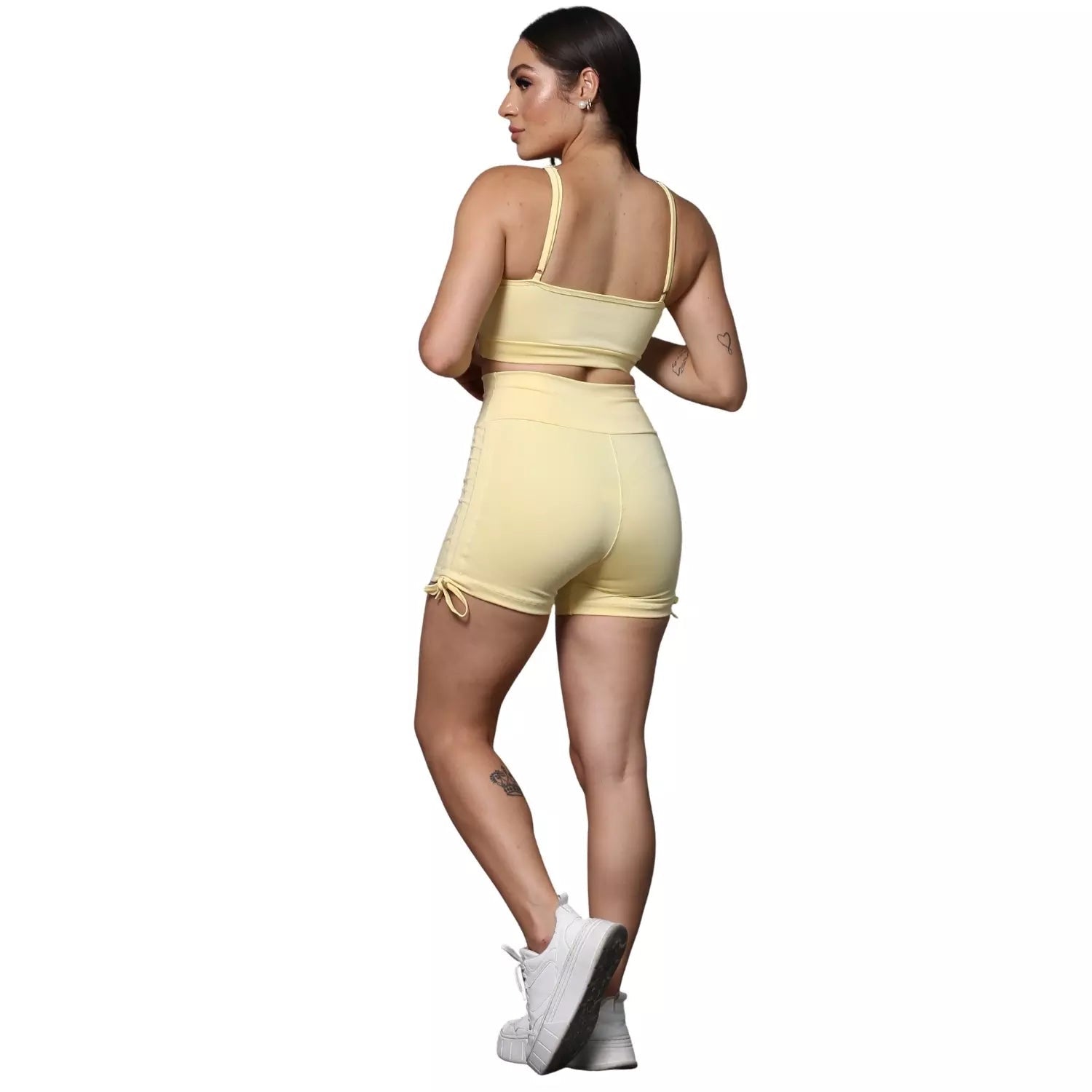 Conjunto Academia Short Cordinha e Top Alcinha Roupa Fitness Feminino Treino Corrida